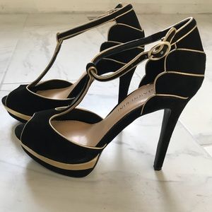 Gianni Bini Black Suede w/Gold Trim Heels